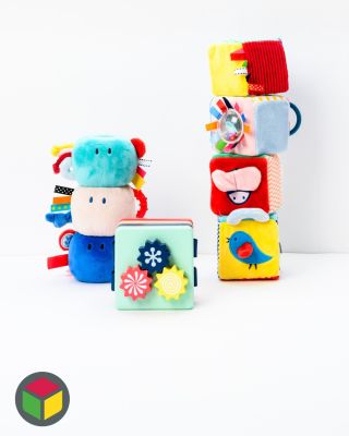 🧸✨ Objevování nikdy nebylo zábavnější! Tři magnetická látková zvířátka a čtyři měkké textilní kostky přinášejí dětem...